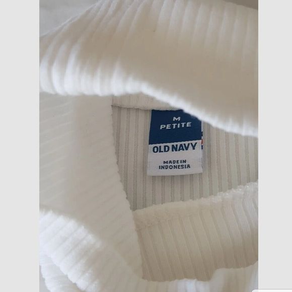 Old Navy Womens Blouse Size Medium Petite White Turtleneck Ribbed Sea Salt - Picture 5 of 13